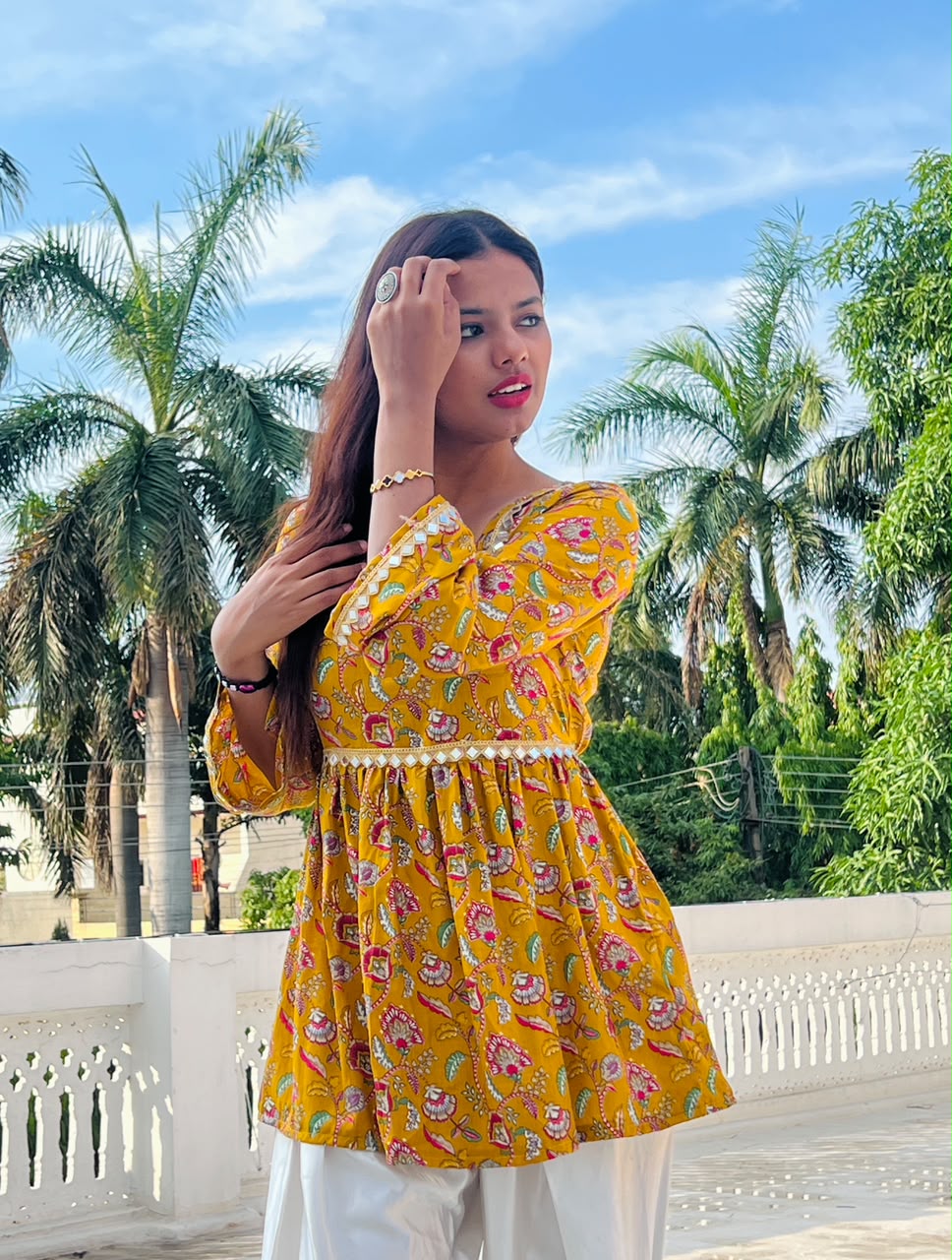 Chaand Cotton Kurti